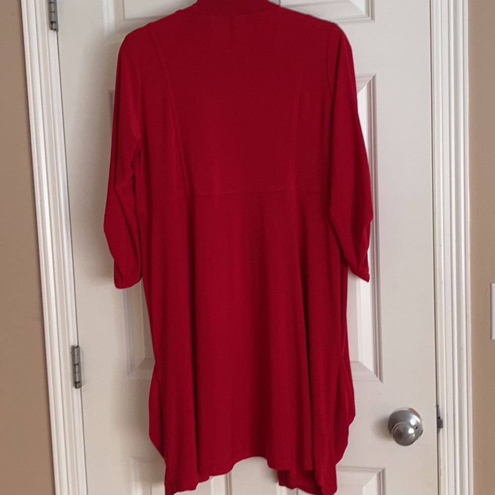 Top Button Up. - image 6